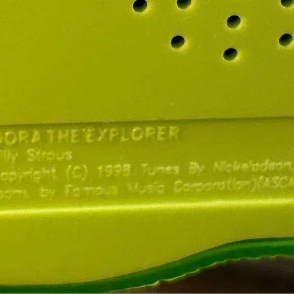 Vintage Dora the Explorer & Boots Battery Operated Clock with Musical Alarm 2003 - Picture 10 of 10